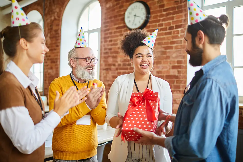 ClickBen, Magazin, Geschenke zu besonderen Anlässen für Ihre Mitarbeiter, Dienstjubiläum